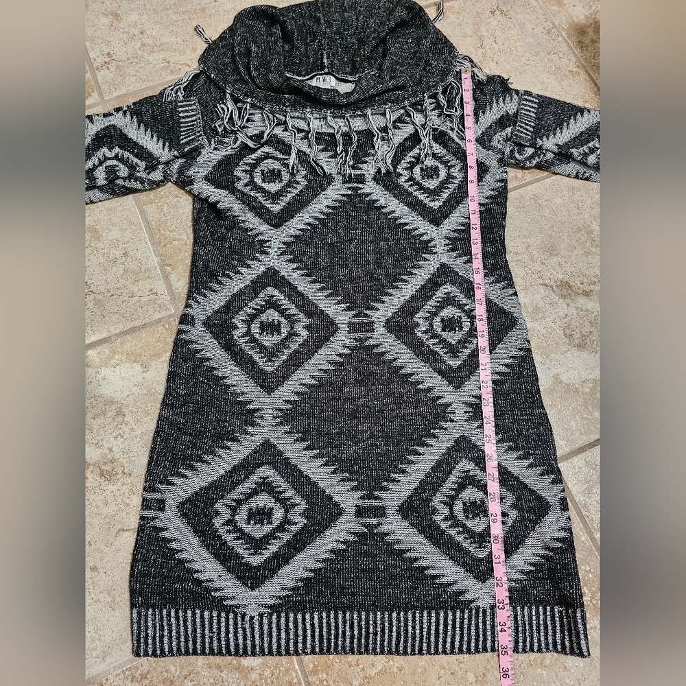 Monroe & Main Women 1X Sweater Dress Black Gray Aztec Cowl Neck Boho Cozy - Picture 6 of 6